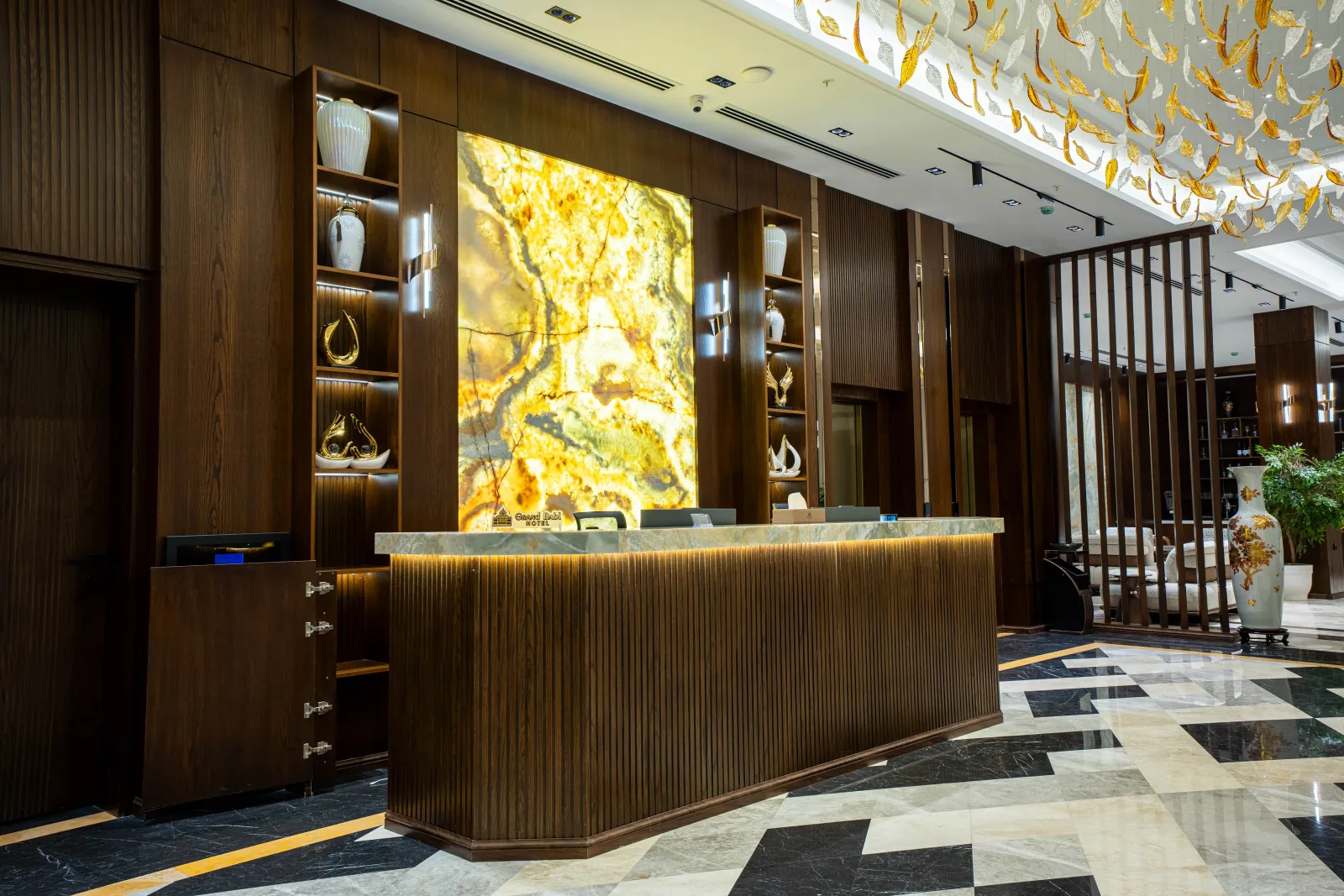 Grand Babl Hotel Gallery Image 37