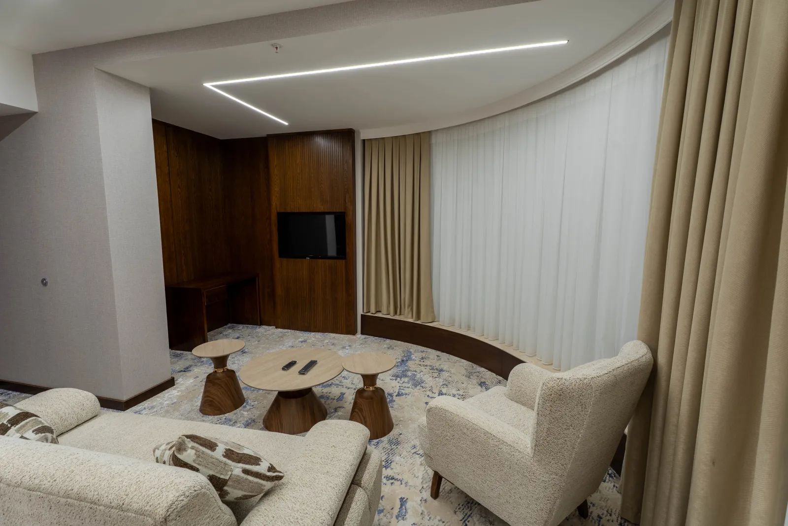 Grand Babl Hotel Gallery Image 6